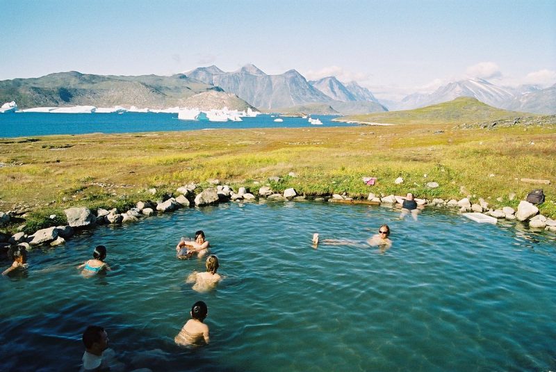 The natural hot spring in Uunartoq