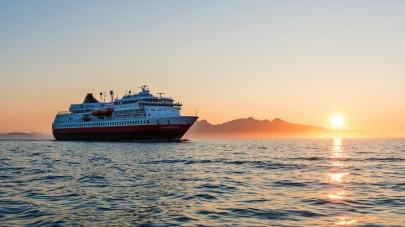 The exceptional midnight sun phenomena